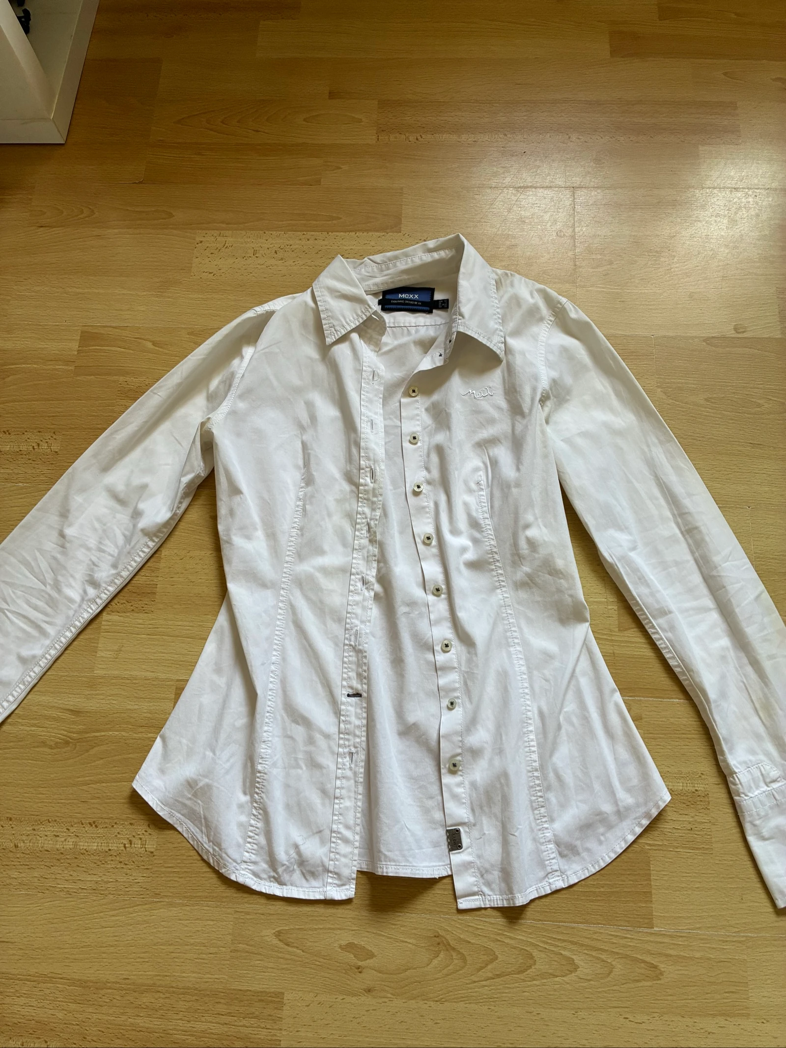 XXS women's fitted shirt old money style – photo 2